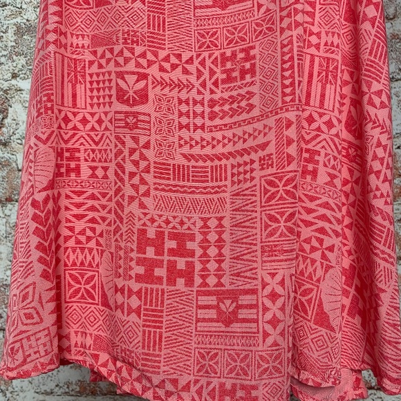 Hawaiiʻs Finest Womenʻs Pink Hawaiian Print Tank Blouse Medium - Picture 2 of 6
